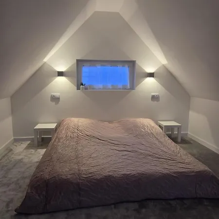 Apartment Stajnia Konczynka